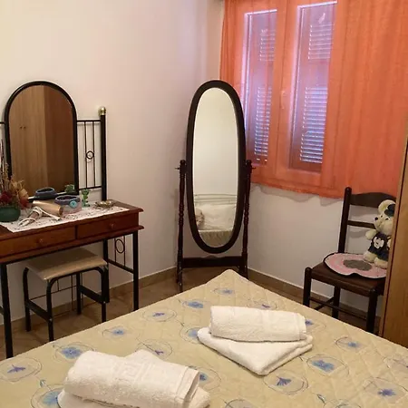 Agkyra Apartmán *